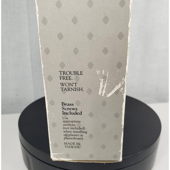 Vintage 1992 Finishing Touch Curtain Holdback Solid Brass Fleur de lis  Arm USA - Picture 12 of 12